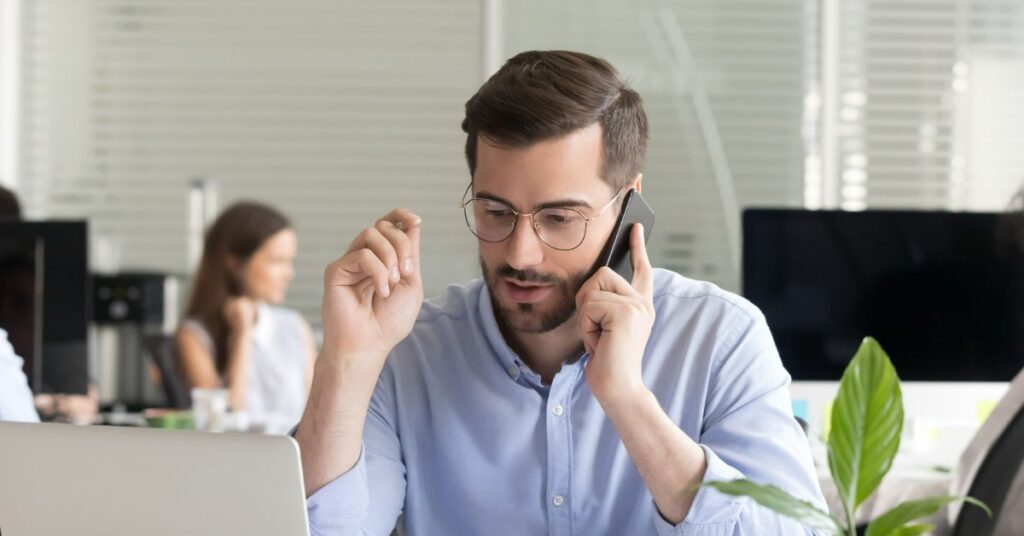 customer calling for tech support