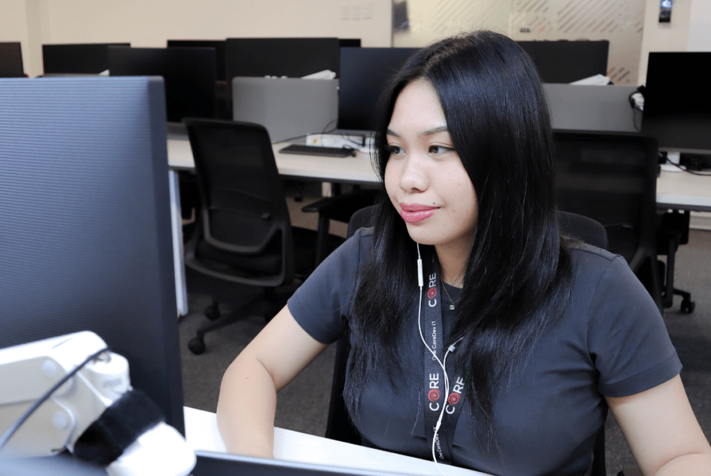 Educator Searching E-Learning Strategies