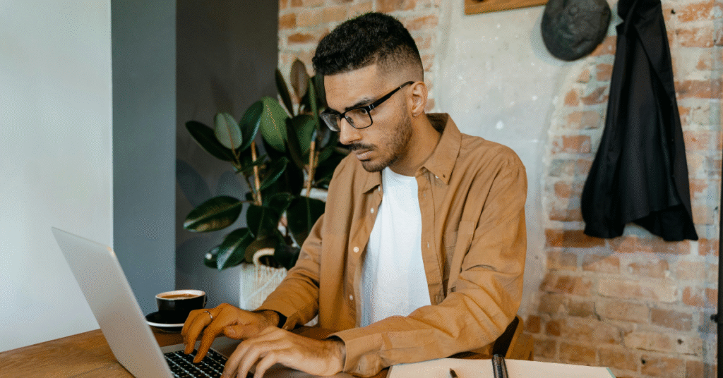 A real estate loan processor in the Philippines