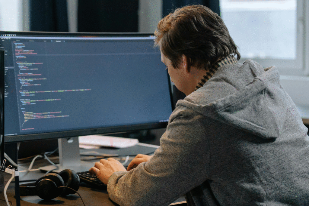 Accelerating OutSystems projects with an EOR